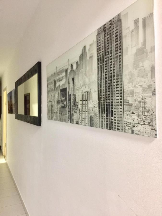 Downtown Hostel Braşov Extérieur photo