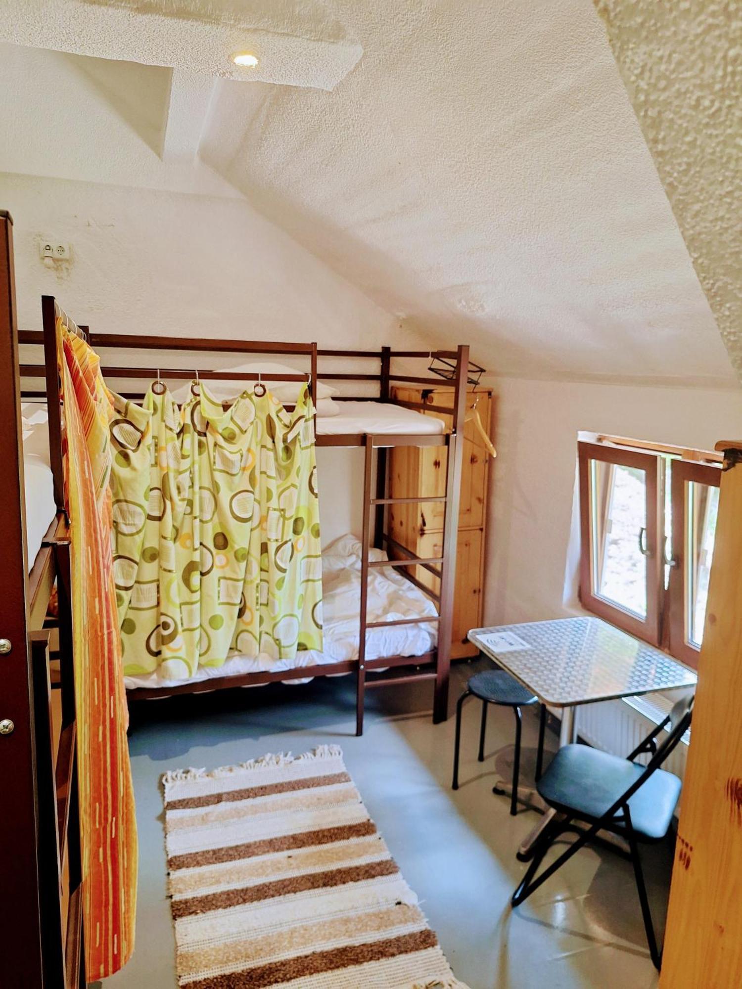 Downtown Hostel Braşov Extérieur photo