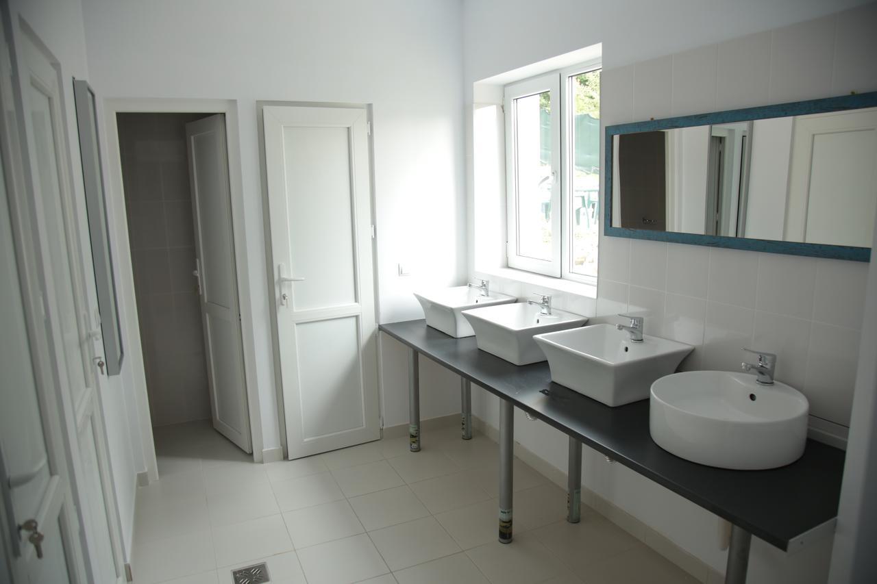 Downtown Hostel Braşov Extérieur photo